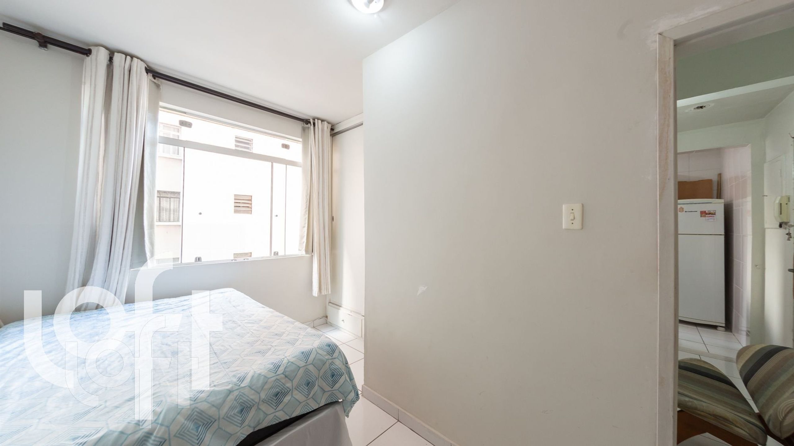 Apartamento à venda com 1 quarto, 33m² - Foto 3