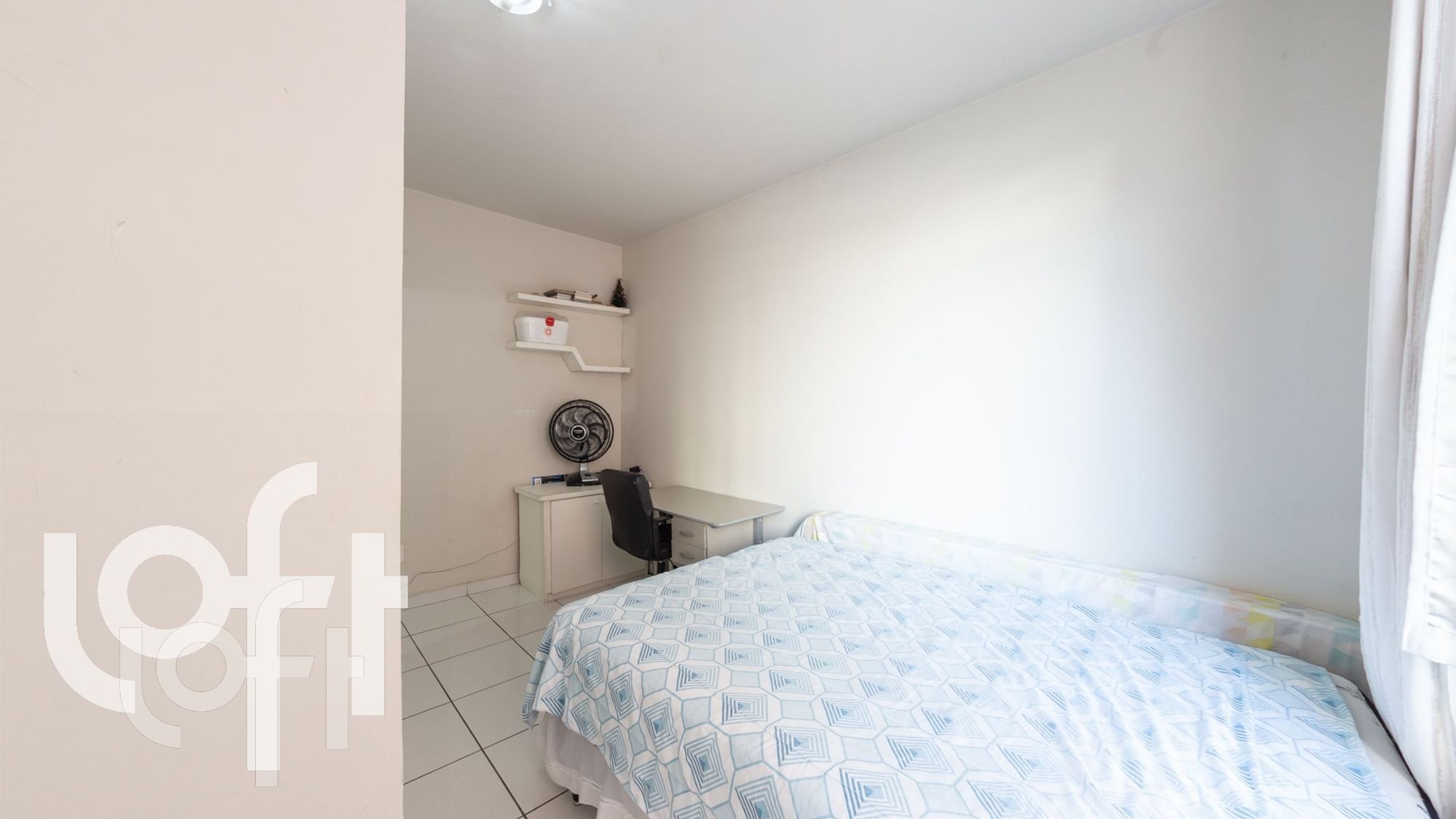 Apartamento à venda com 1 quarto, 33m² - Foto 4