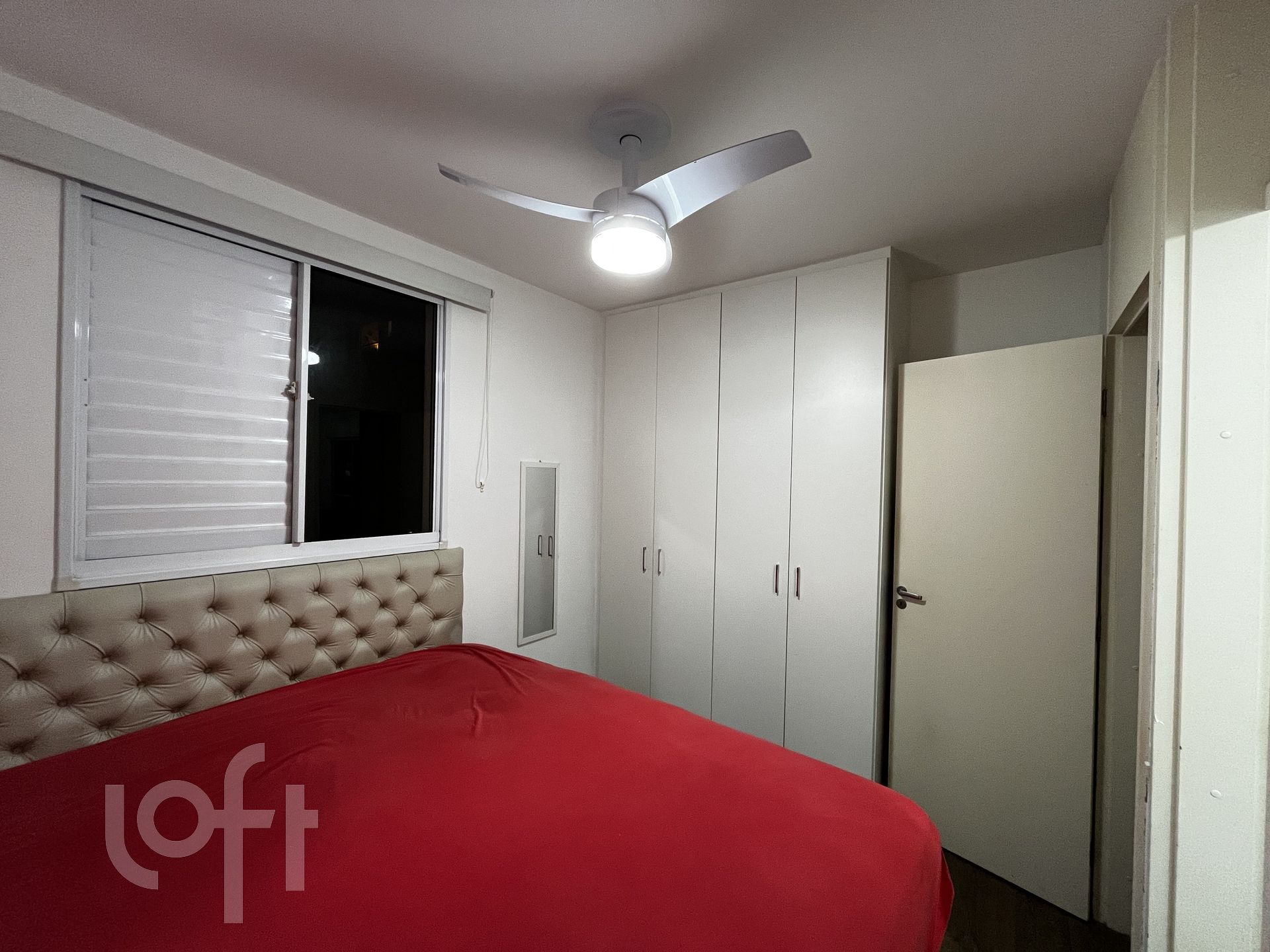 Apartamento à venda com 2 quartos, 64m² - Foto 3