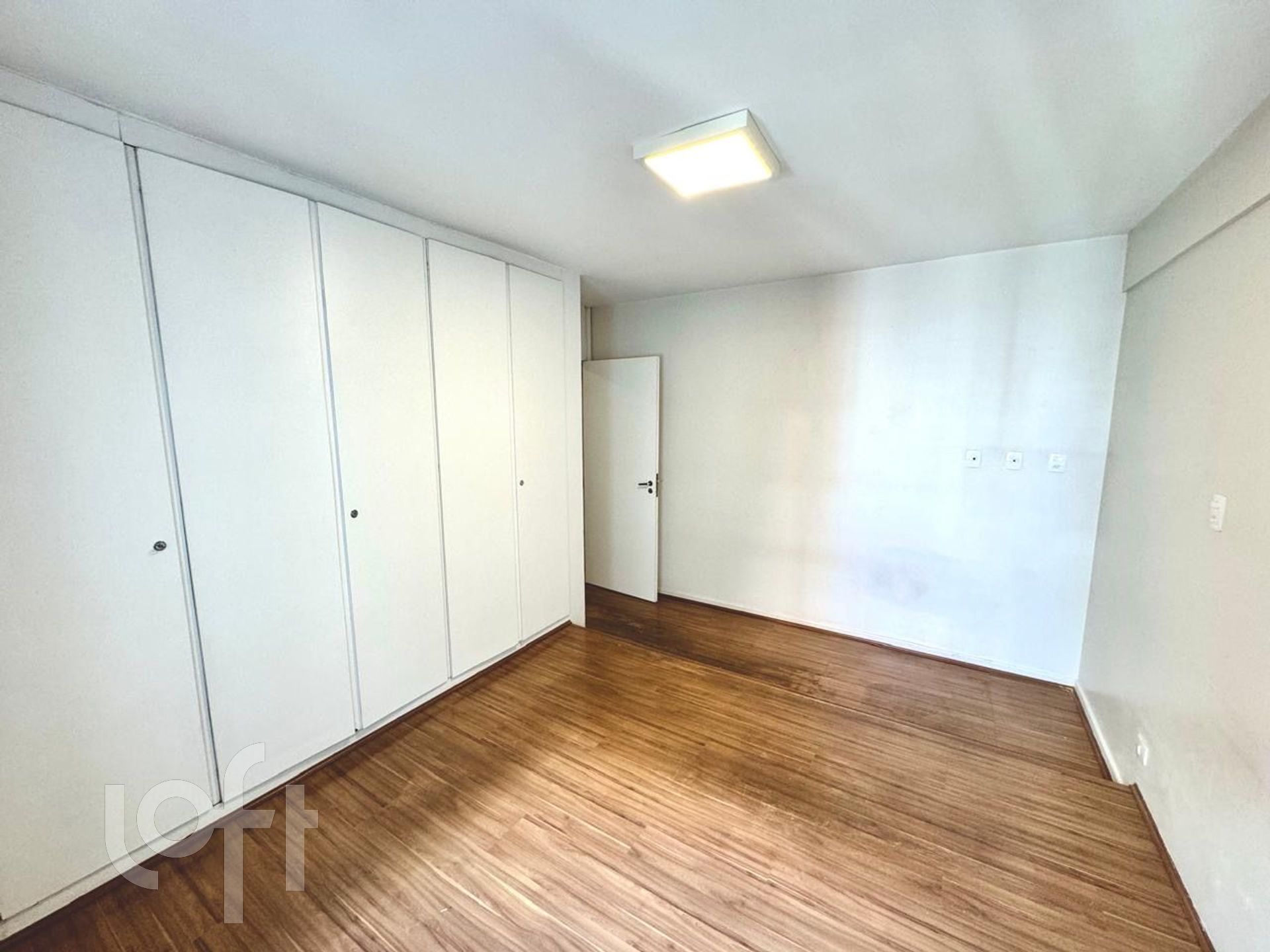 Apartamento à venda com 2 quartos, 132m² - Foto 9