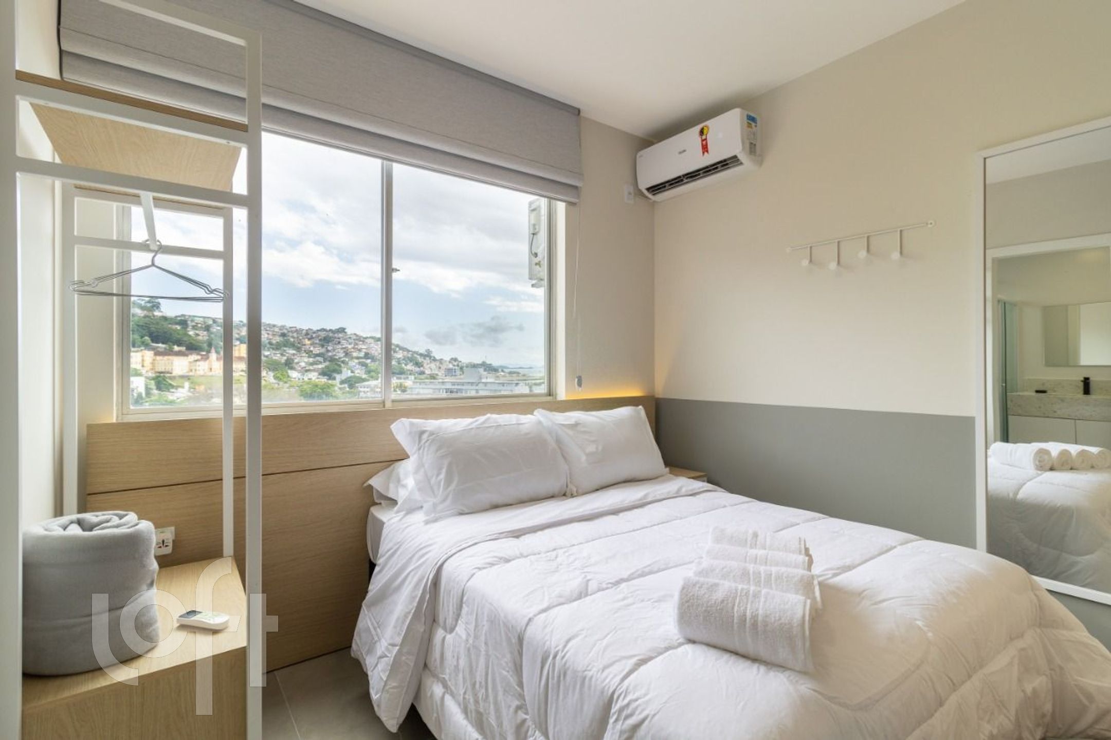 Apartamentos com 23m², 1 quarto, no bairro Centro em Florianópolis