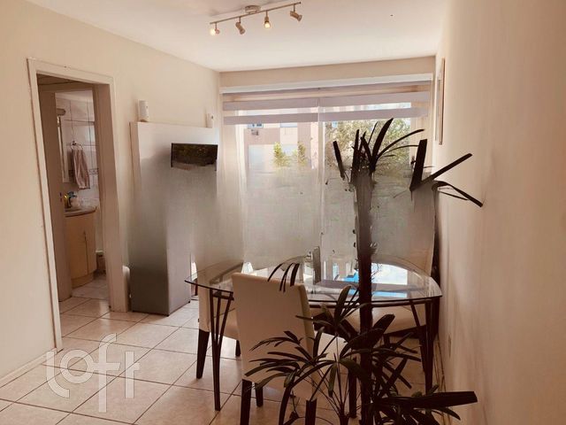 Apartamento com 44m², 1 dormitório, 1 vaga, Santana em Porto Alegre