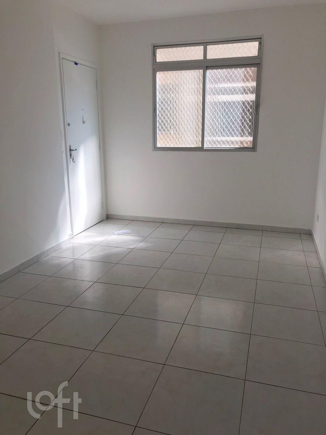 Apartamento à venda com 2 quartos, 74m² - Foto 1