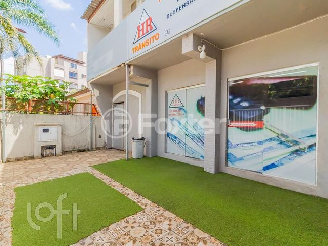 Casa com 290m², 5 dormitórios, 1 suíte, 1 vaga, Chácara das Pedras em Porto Alegre