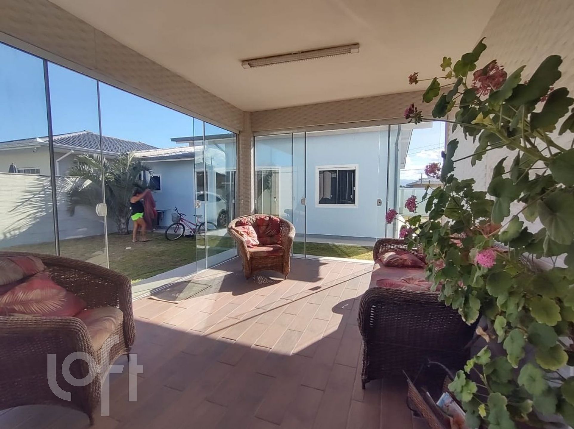 Casa à venda em Pinheira com 160 m², 5 quartos, 3 vagas