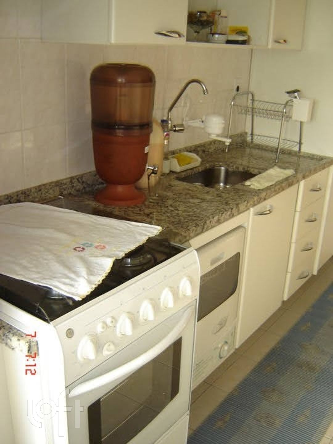 Apartamento à venda com 2 quartos, 68m² - Foto 32