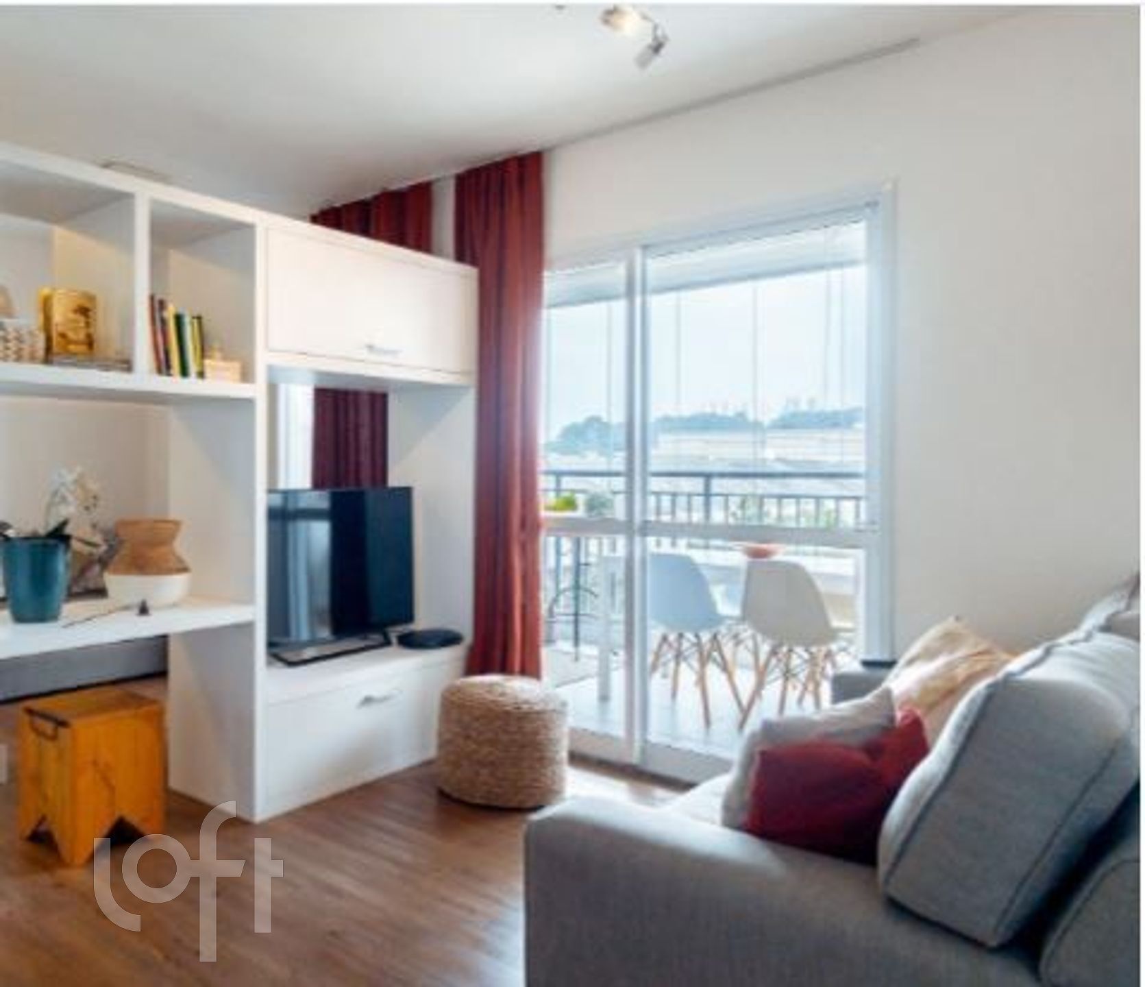 Apartamento à venda com 3 quartos, 77m² - Foto 1