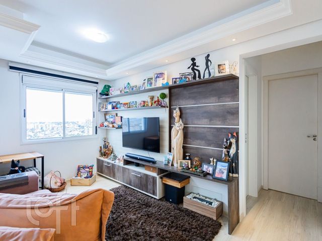 Apartamento com 65m², 2 dormitórios, 1 suíte, 1 vaga, Vila Ipiranga em Porto Alegre