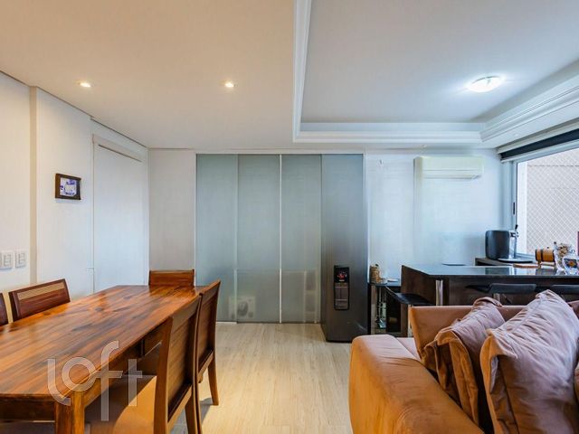 Apartamento com 65m², 2 dormitórios, 1 suíte, 1 vaga, Vila Ipiranga em Porto Alegre