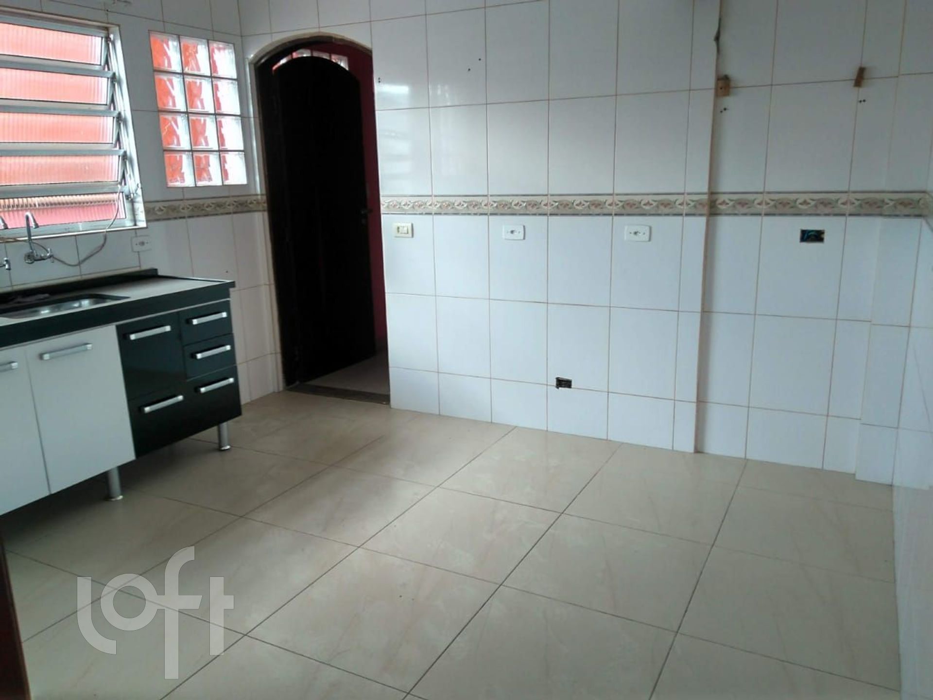 Casa à venda com 2 quartos, 250m² - Foto 9