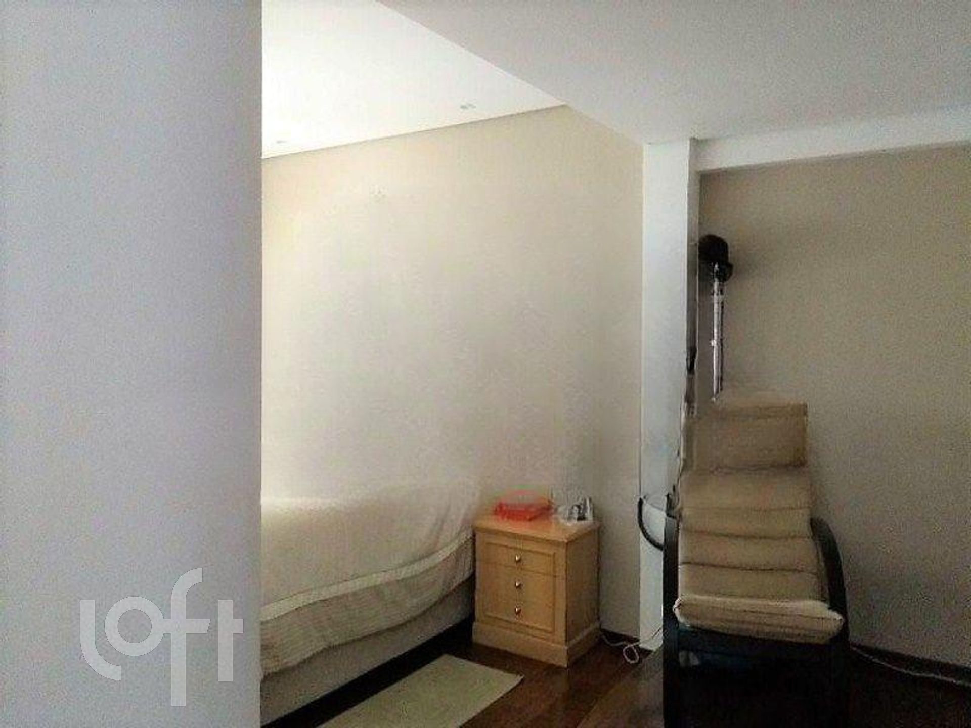 Apartamento à venda com 4 quartos, 210m² - Foto 20