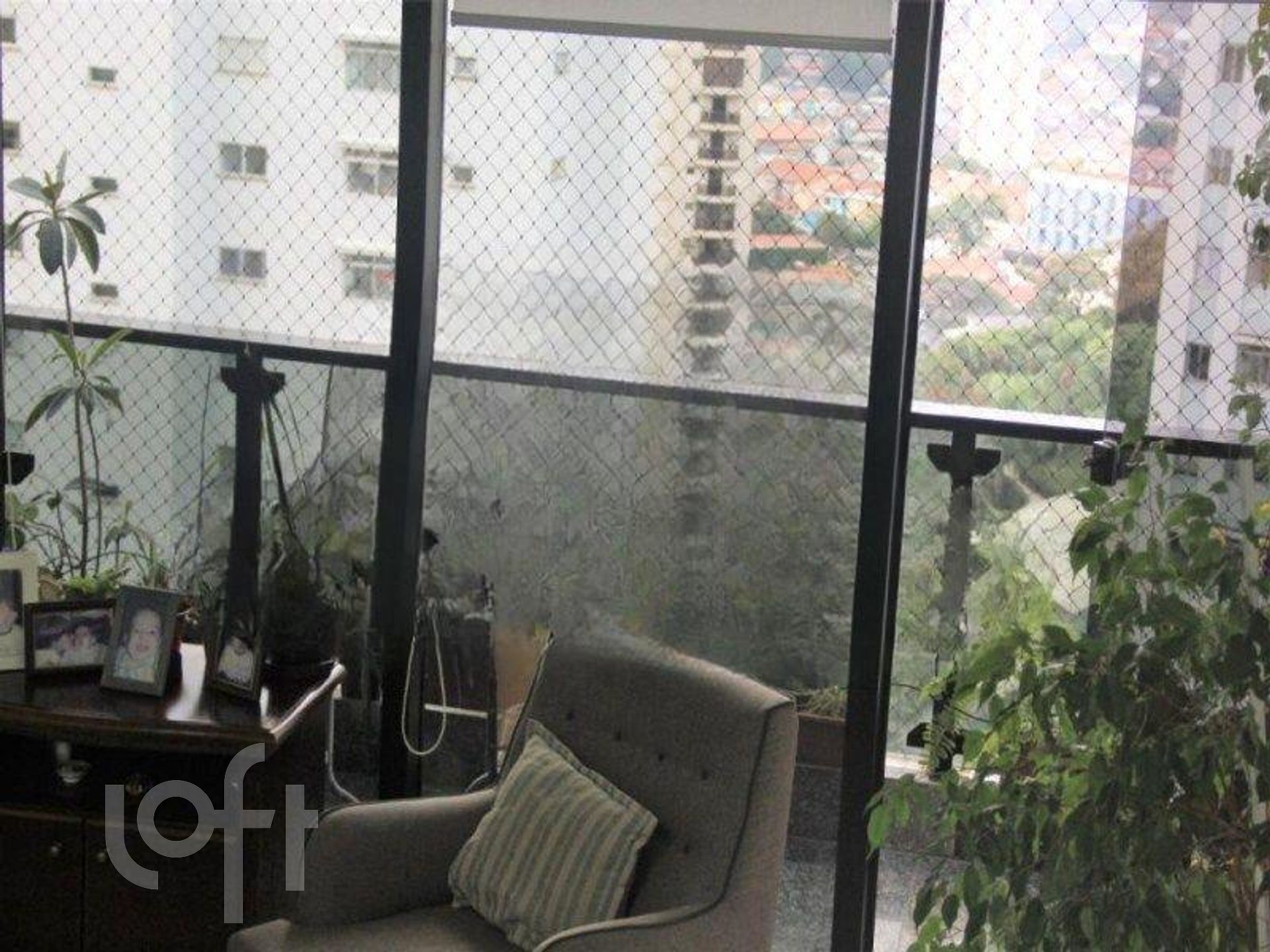 Apartamento à venda com 4 quartos, 210m² - Foto 17