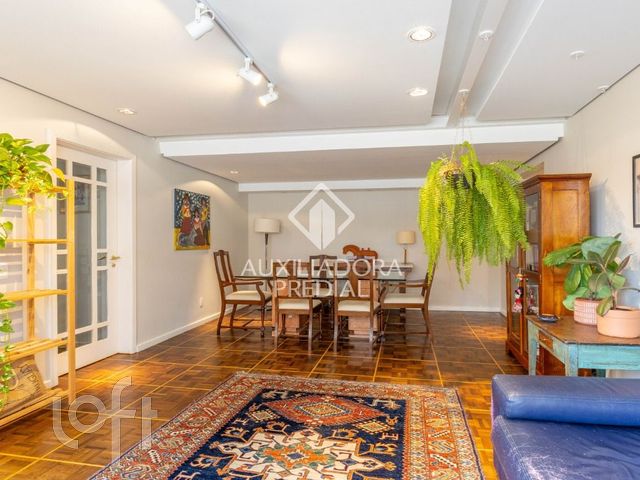 Apartamento com 115m², 3 dormitórios, 1 suíte, 1 vaga, Menino Deus em Porto Alegre