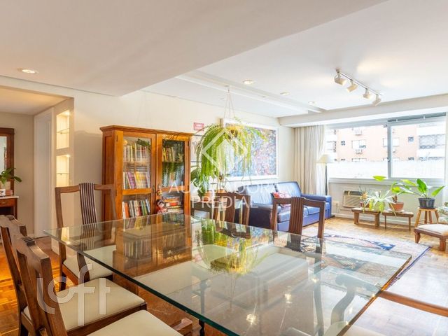 Apartamento com 115m², 3 dormitórios, 1 suíte, 1 vaga, Menino Deus em Porto Alegre