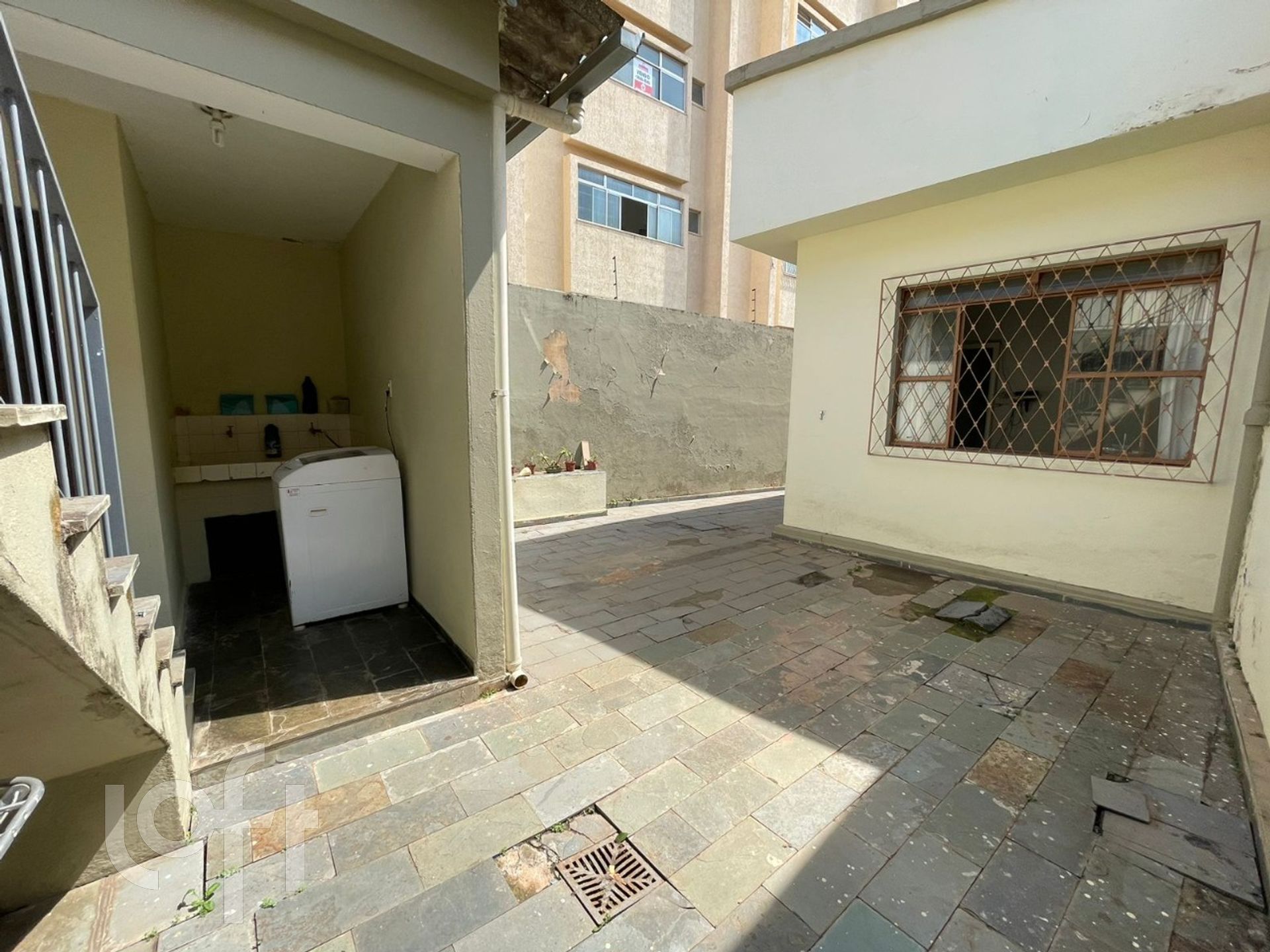 Casa à venda com 7 quartos, 330m² - Foto 7