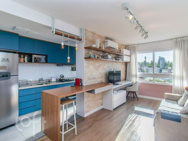 Apartamento com 64m², 2 dormitórios, 1 suíte, 1 vaga, São João em Porto Alegre