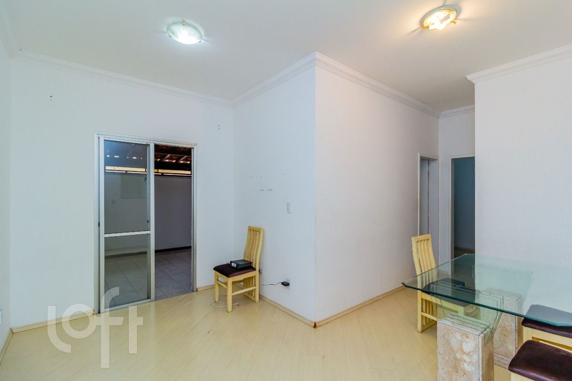 Apartamento à venda com 2 quartos, 80m² - Foto 1