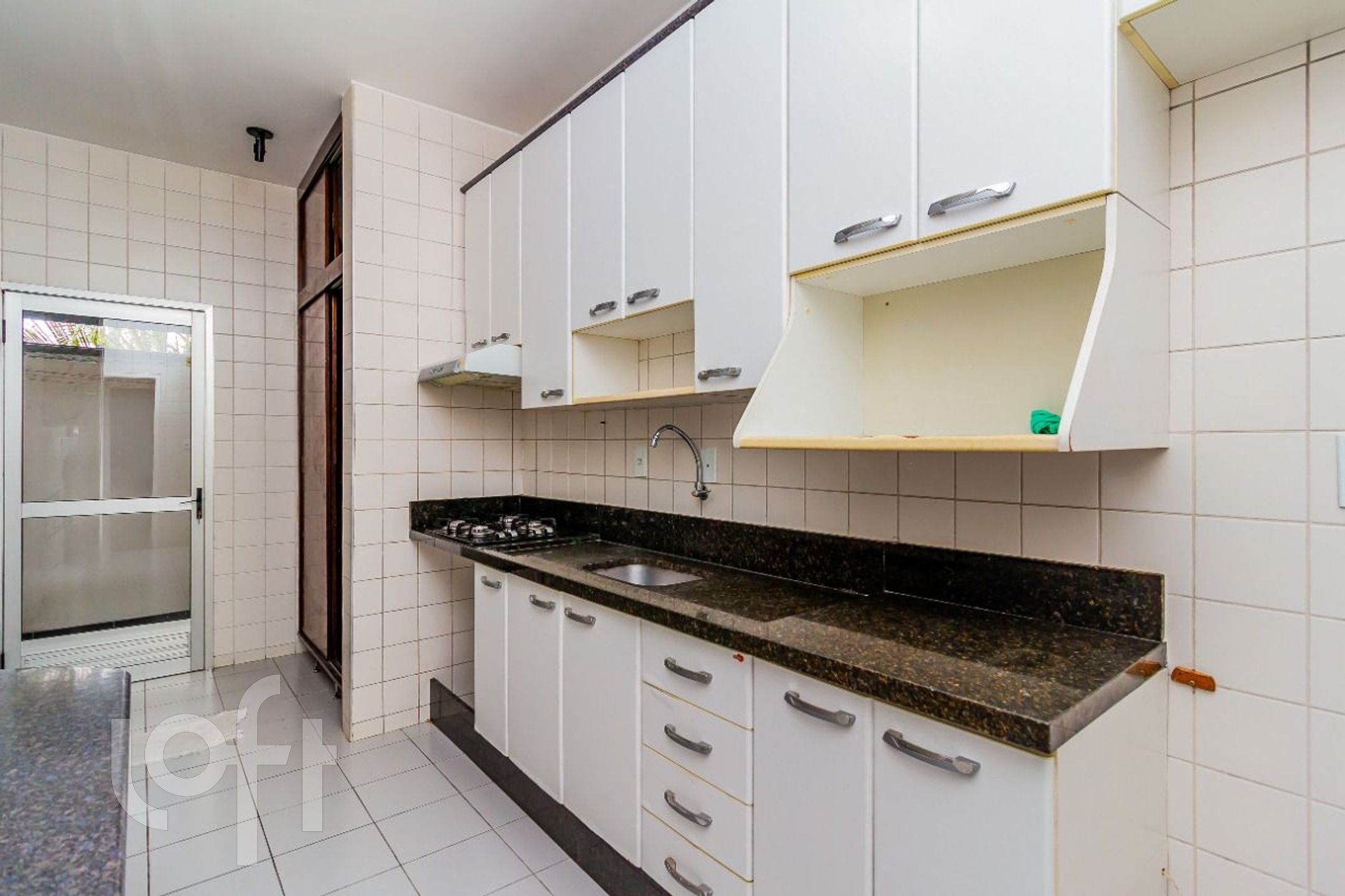 Apartamento à venda com 2 quartos, 80m² - Foto 8