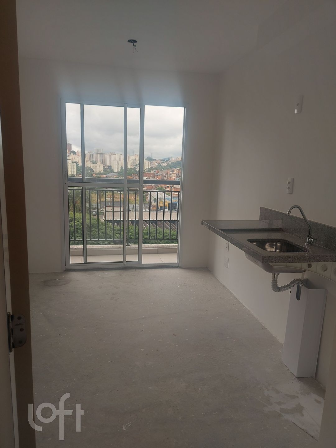 Apartamento à venda com 1 quarto, 24m² - Foto 1