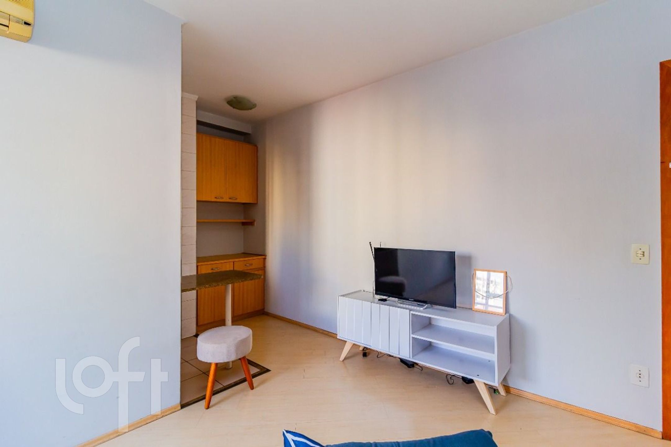 Apartamento à venda com 1 quarto, 37m² - Foto 3