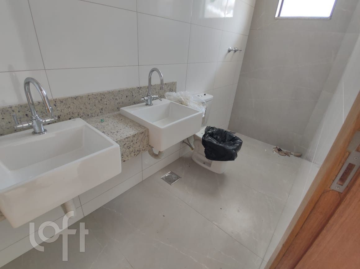 Casa à venda com 3 quartos, 102m² - Foto 17