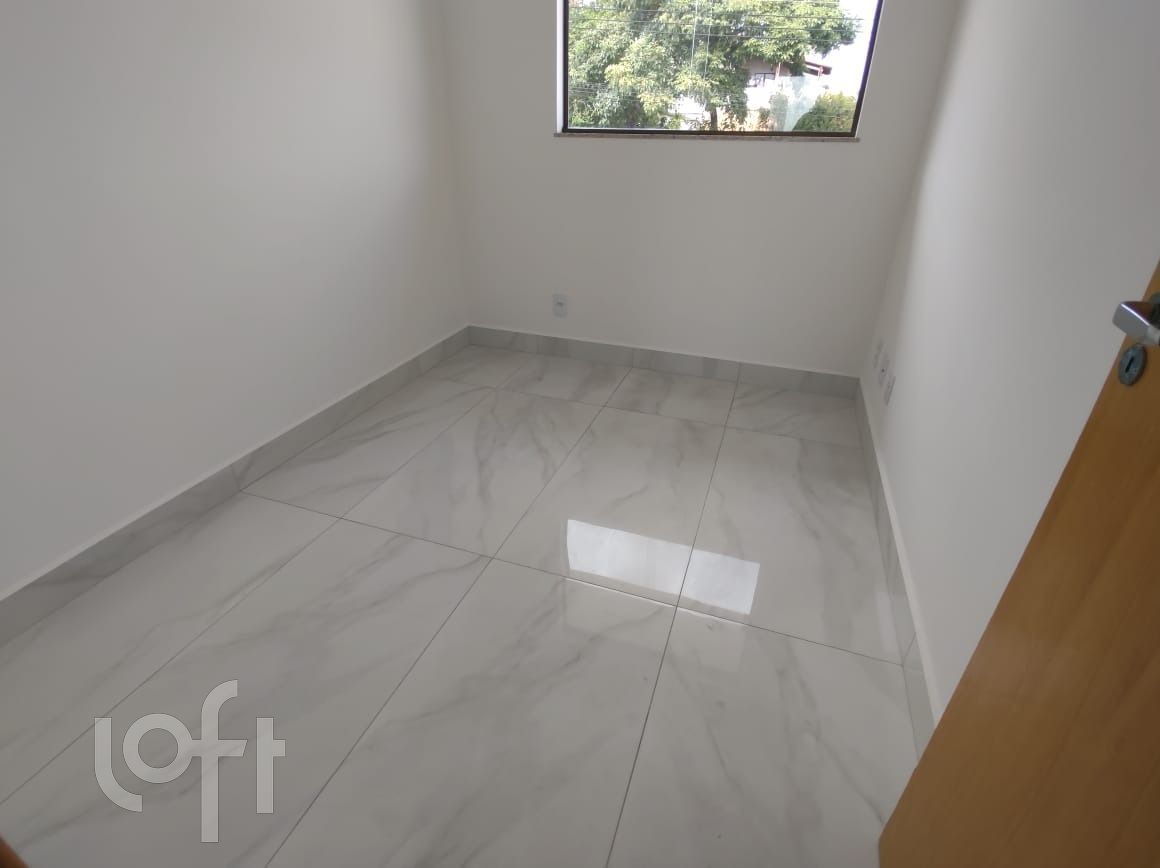 Casa à venda com 3 quartos, 102m² - Foto 6