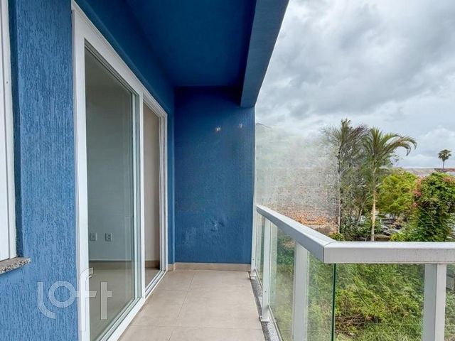 Apartamento com 57m², 2 dormitórios, 2 vagas, São João em Porto Alegre