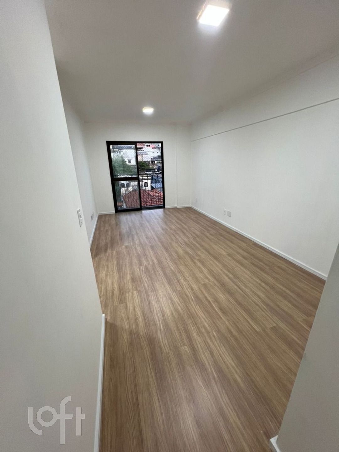 Apartamento à venda com 2 quartos, 55m² - Foto 1