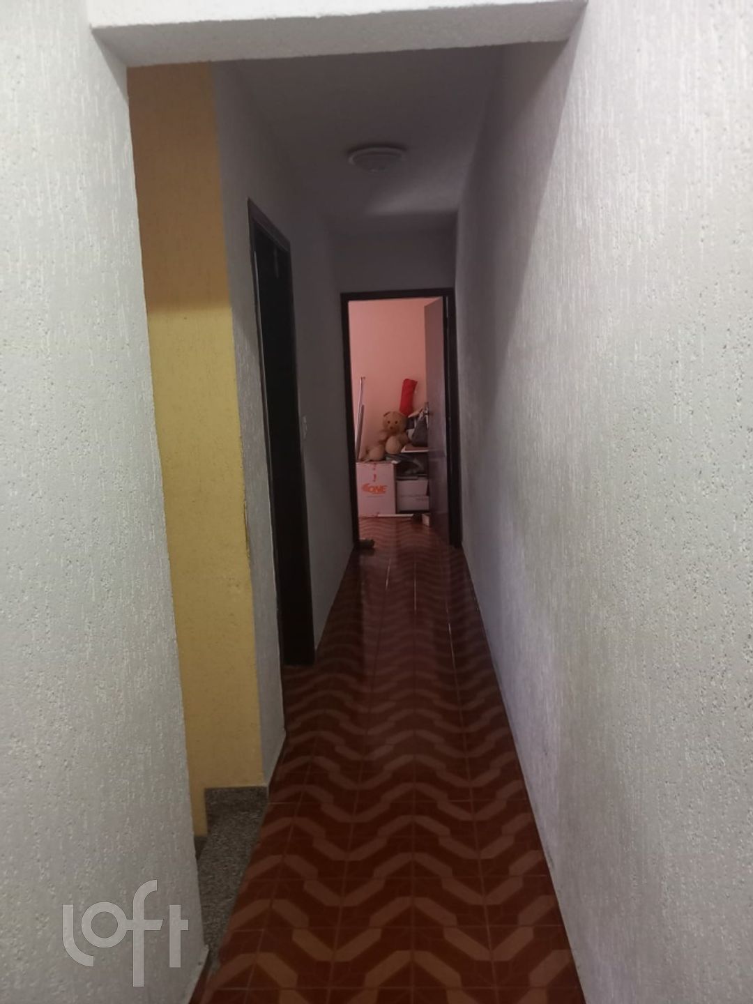 Casa à venda com 3 quartos, 100m² - Foto 4