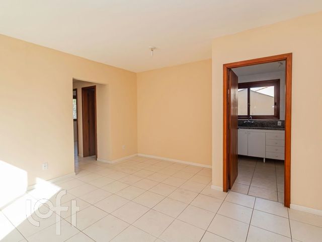 Apartamento com 74m², 2 dormitórios, 1 suíte, 1 vaga, Higienópolis em Porto Alegre