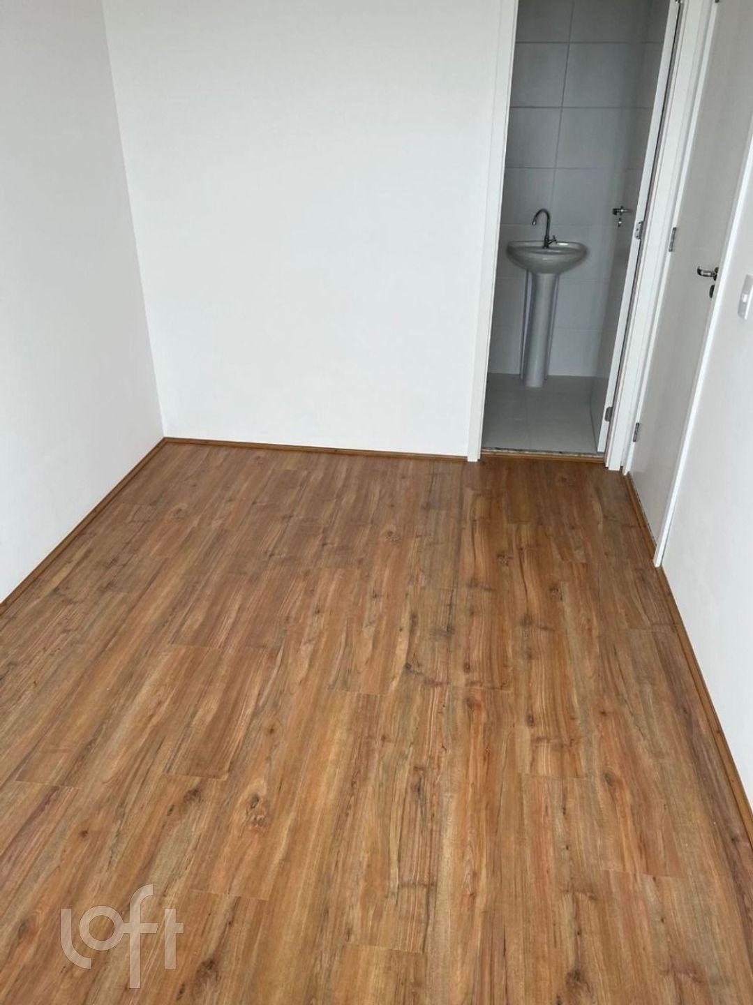 Apartamento à venda com 1 quarto, 28m² - Foto 6