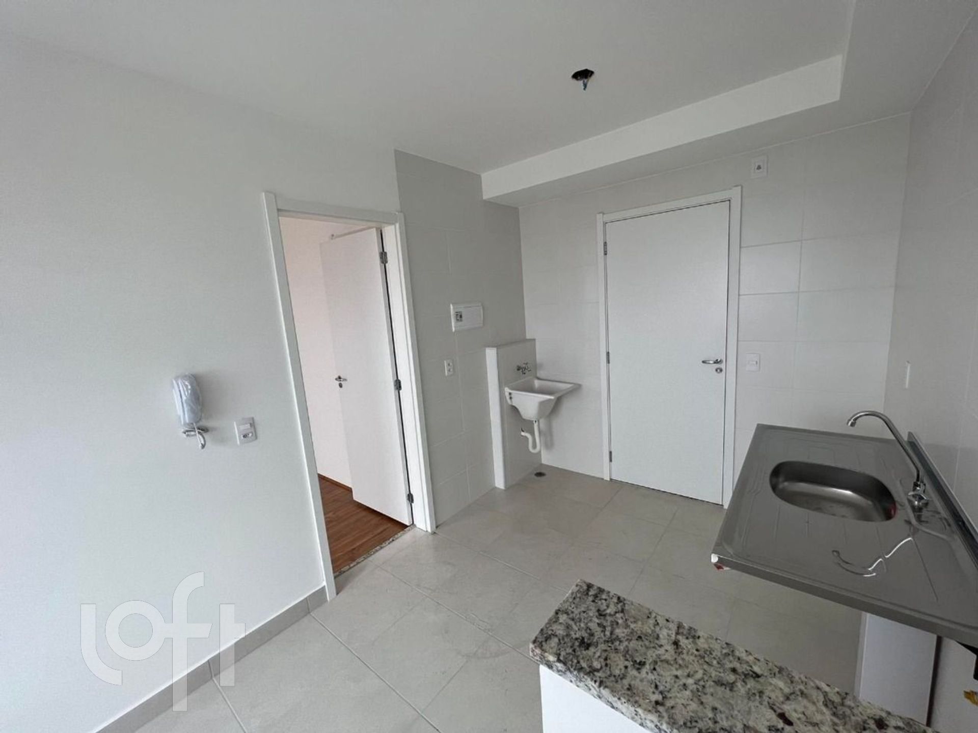 Apartamento à venda com 1 quarto, 28m² - Foto 4