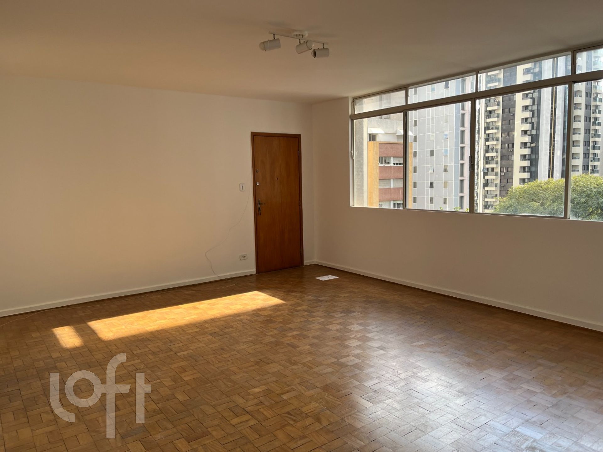 Apartamento à venda com 2 quartos, 94m² - Foto 1