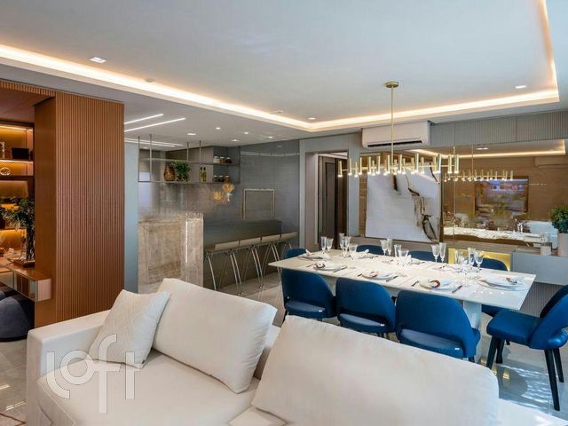 Apartamento com 170m², 3 dormitórios, 3 suítes, 2 vagas, Rio Branco em Porto Alegre