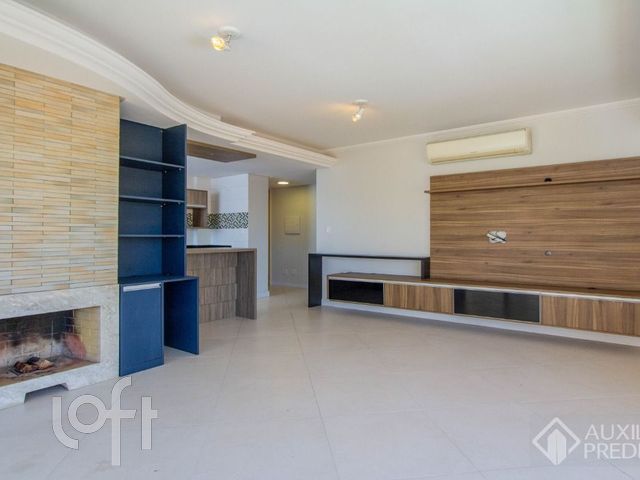 Apartamento com 89m², 3 dormitórios, 1 suíte, 2 vagas, Petrópolis em Porto Alegre