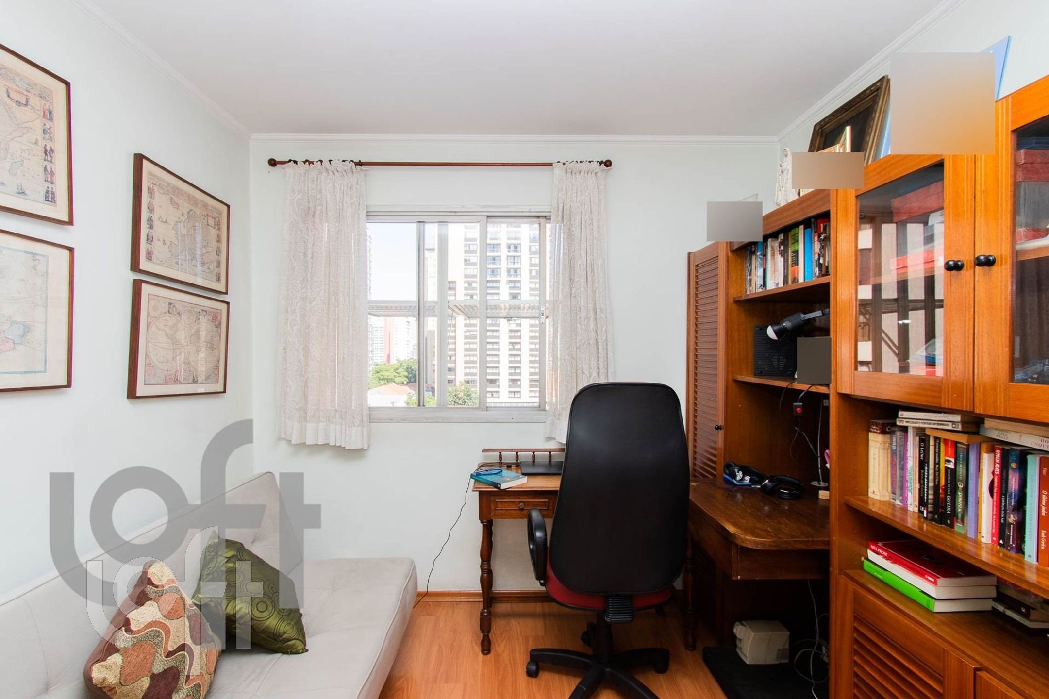 Apartamento à venda com 3 quartos, 110m² - Foto 2