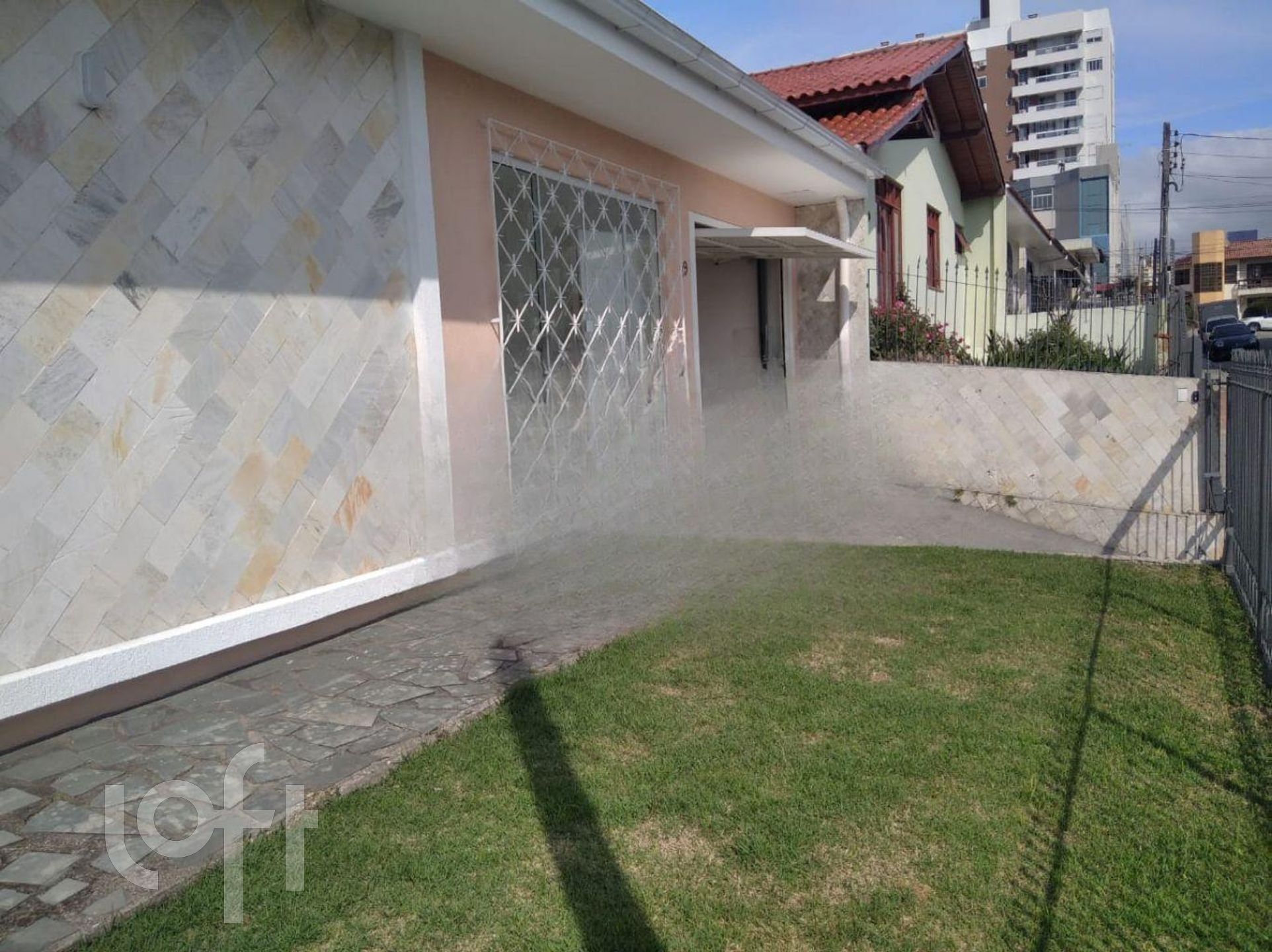 Casa à venda em Barreiros com 195 m², 3 quartos, 1 suíte, 2 vagas