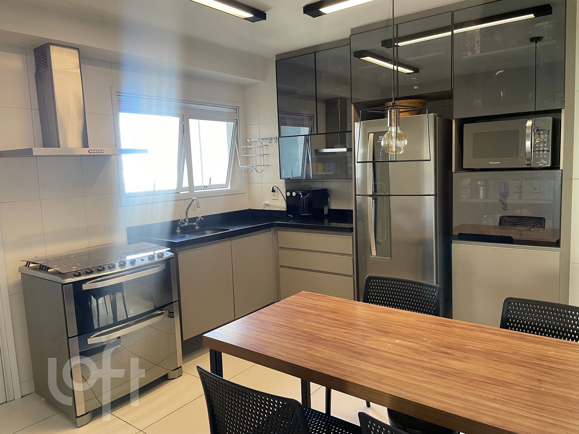 Apartamento à venda com 4 quartos, 157m² - Foto 11