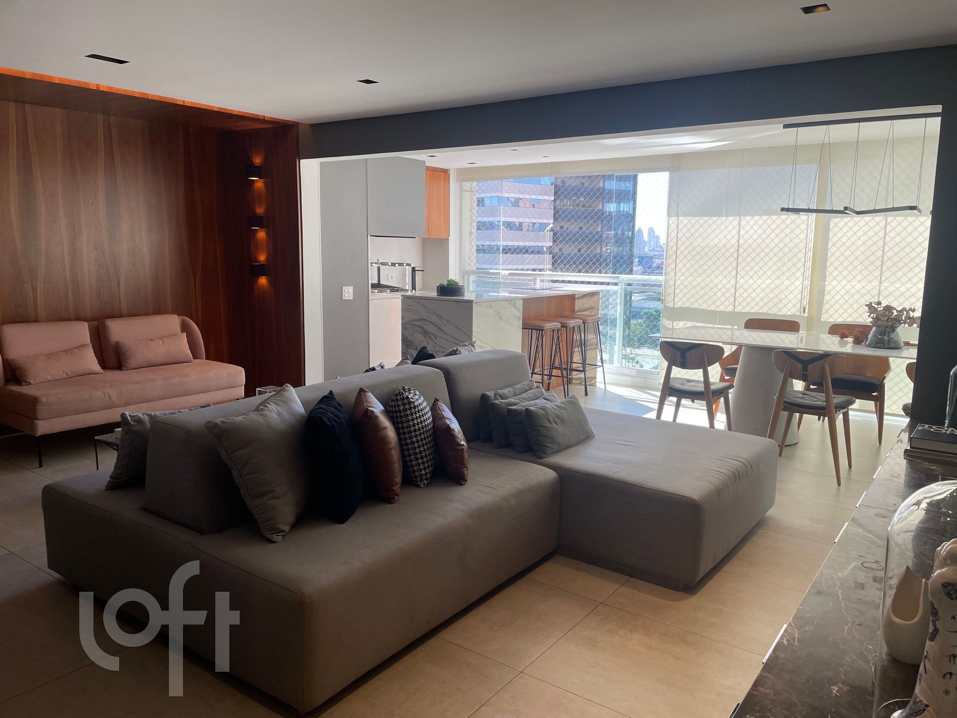 Apartamento à venda com 4 quartos, 157m² - Foto 4