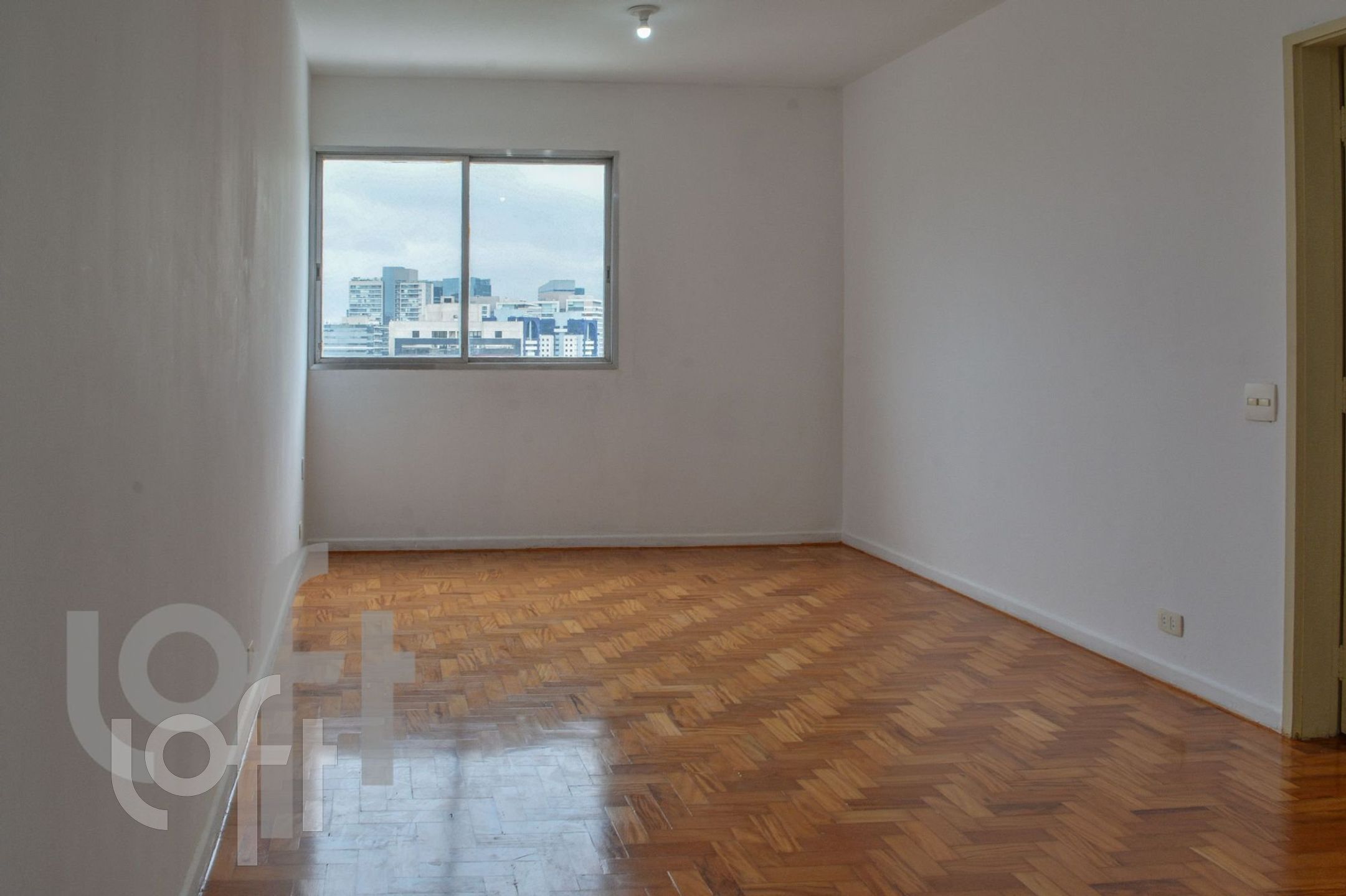 Apartamento à venda com 3 quartos, 70m² - Foto 1