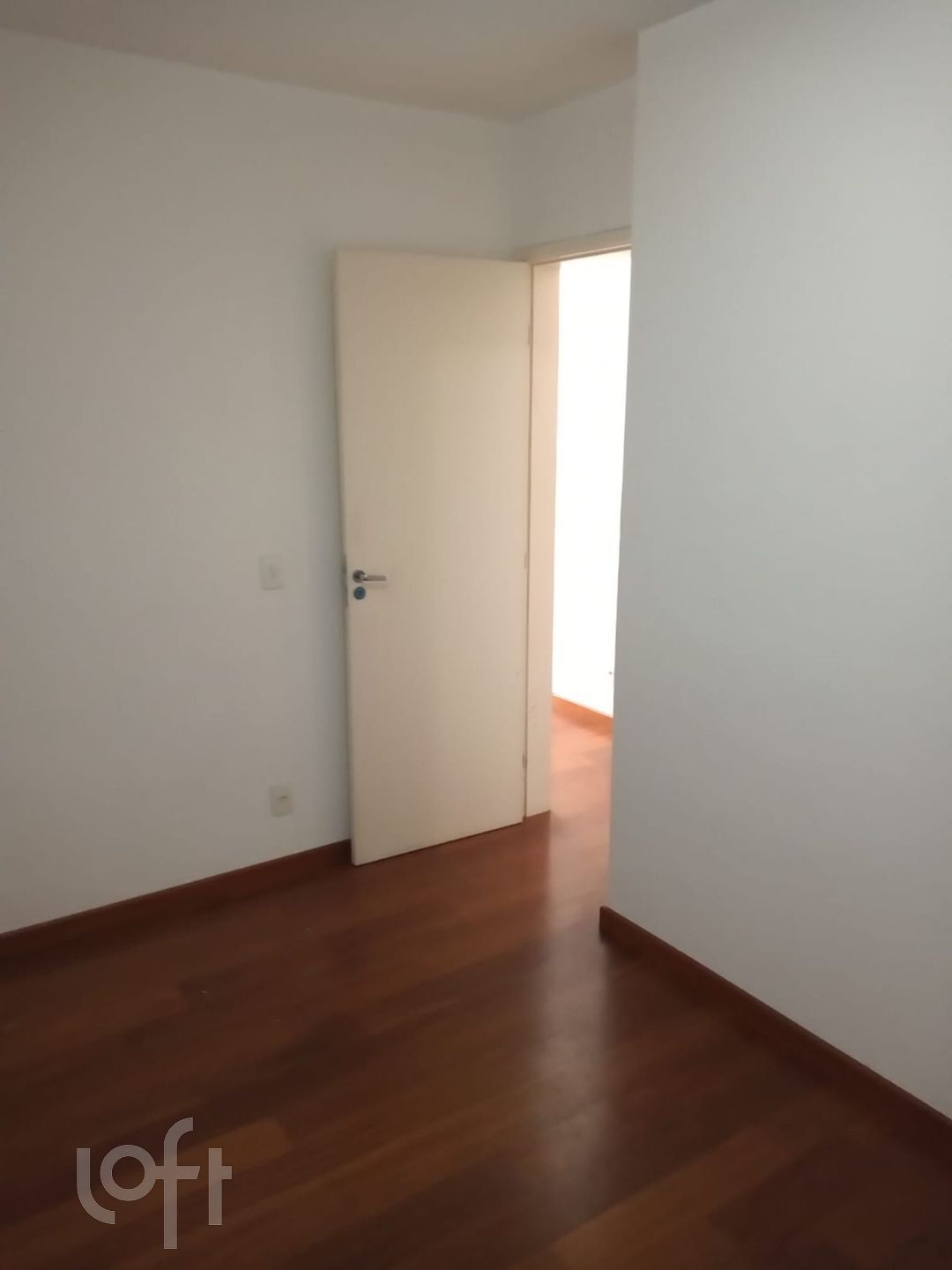 Apartamento à venda com 3 quartos, 60m² - Foto 4