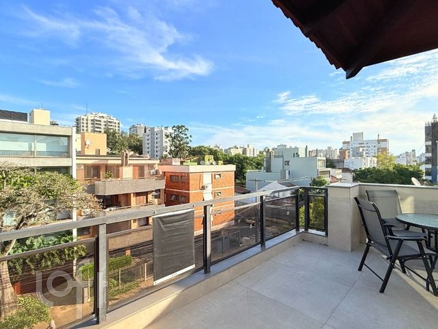 Apartamento com 176m², 2 dormitórios, 1 vaga, Auxiliadora em Porto Alegre