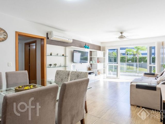 Apartamento com 107m², 3 dormitórios, 1 suíte, 2 vagas, Chácara das Pedras em Porto Alegre