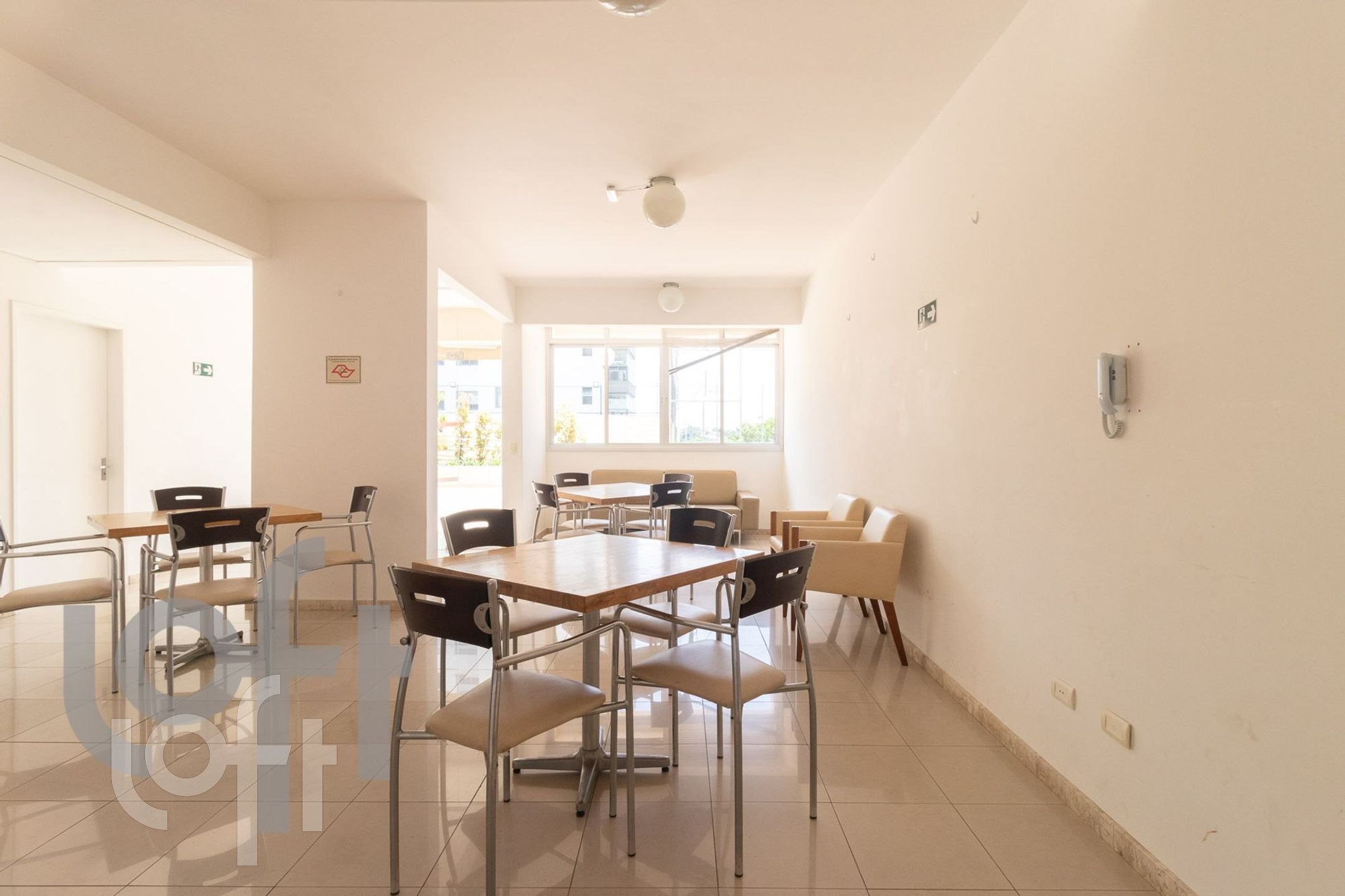 Apartamento à venda com 3 quartos, 85m² - Foto 32