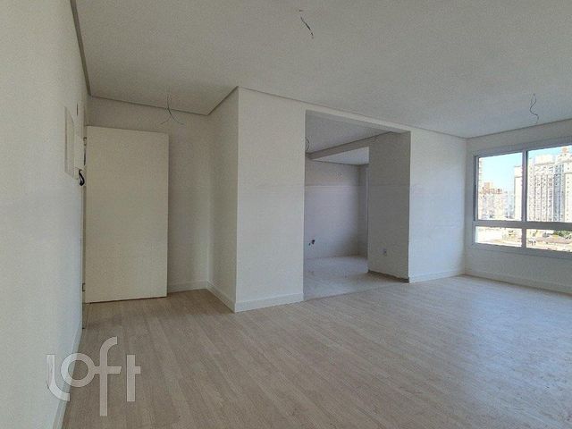 Apartamento com 75m², 2 dormitórios, 2 suítes, 2 vagas, Boa Vista em Porto Alegre