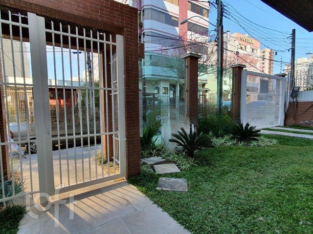 Apartamento com 75m², 2 dormitórios, 2 suítes, 2 vagas, Boa Vista em Porto Alegre