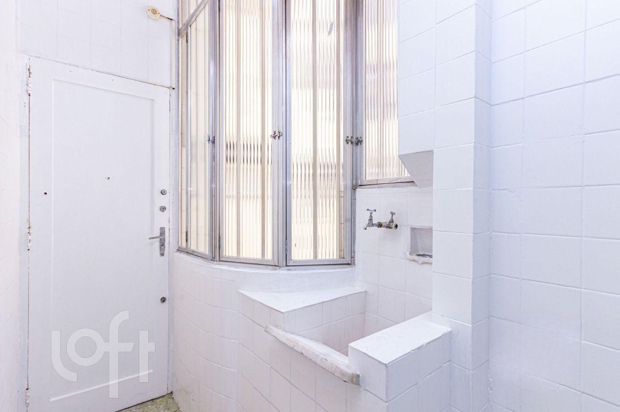 Apartamento à venda com 3 quartos, 94m² - Foto 8