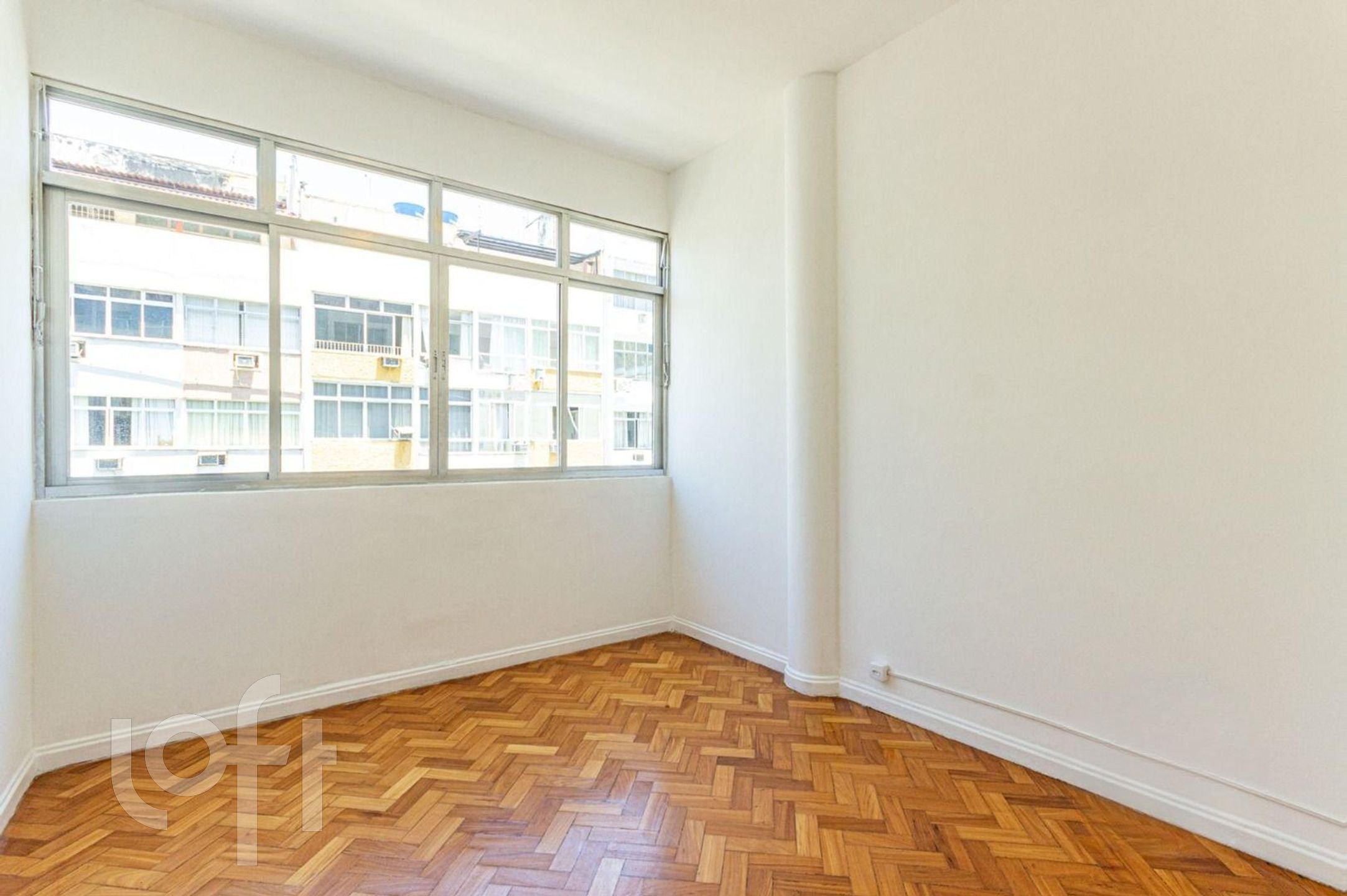 Apartamento à venda com 3 quartos, 94m² - Foto 14