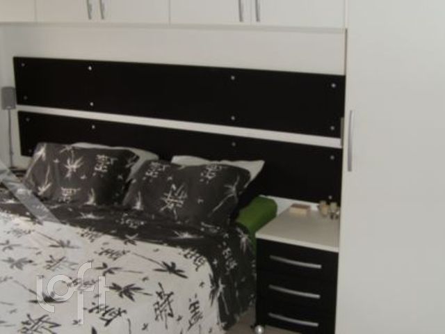 Apartamento com 49m², 1 dormitório, 2 vagas, Auxiliadora em Porto Alegre