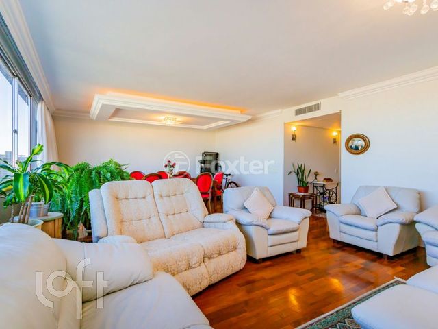 Apartamento com 222m², 4 dormitórios, 1 suíte, 2 vagas, Rio Branco em Porto Alegre